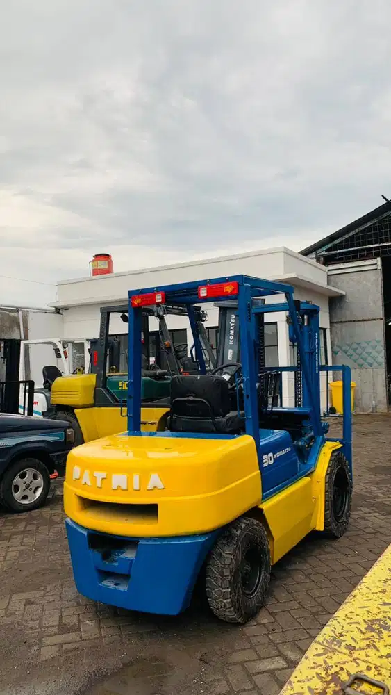 KOMATSU PATRIA 3 TON LANGSUNG PEMILIK