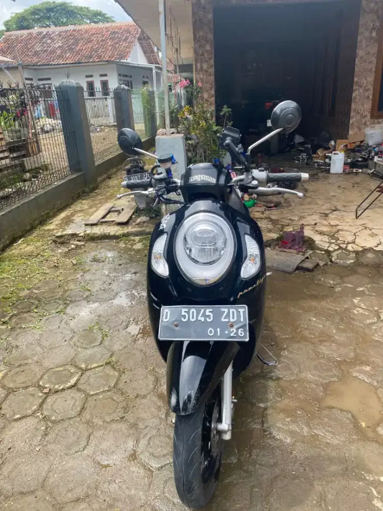 Jual scoopy 2021