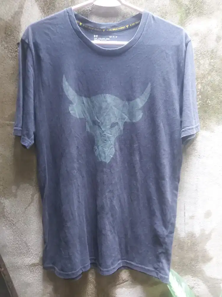 Under Armour Authentic Bull Logo Project World,size L,Cotton.