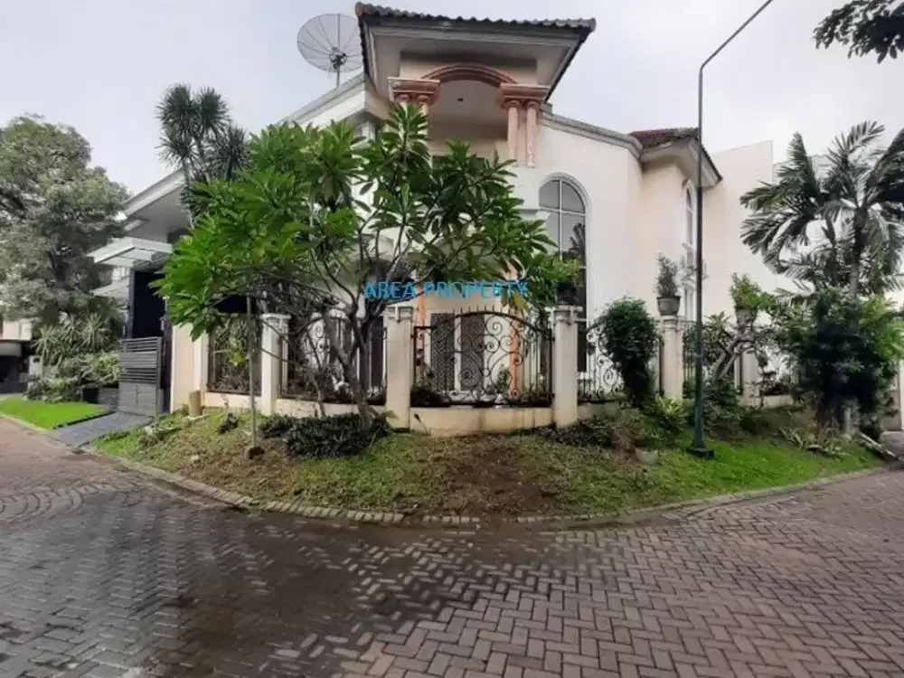 JUAL RUMAH STRATEGIS 2 LT MURAH, GRAHA FAMILY , SURABAYA