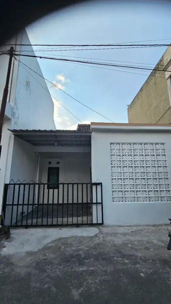 Rumah di timur Semanggi, Solo +/- 500m-Griya Teratai Permai 1 Plumbon