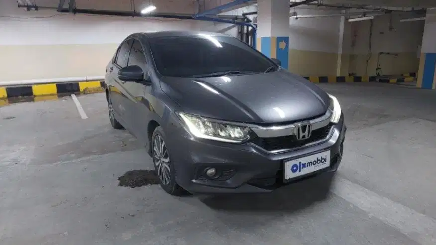 LOW DP Honda City 1.5 E Bensin-AT 2017 UAG