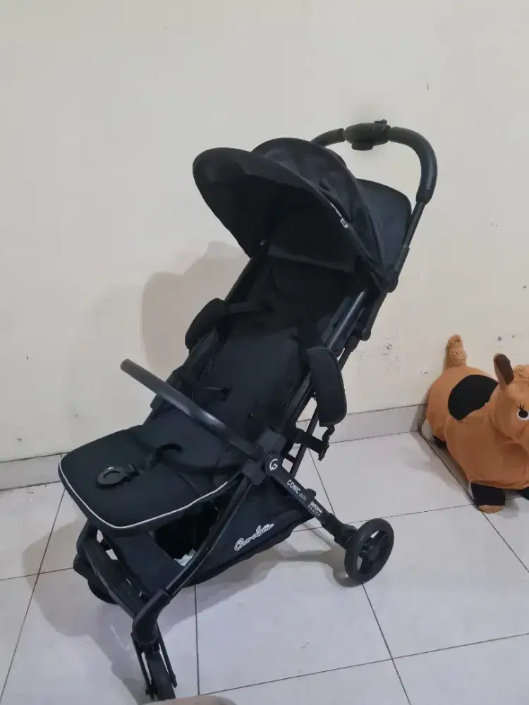 Cocolatte Conic Auto Stroller / Stroler - Hitam
