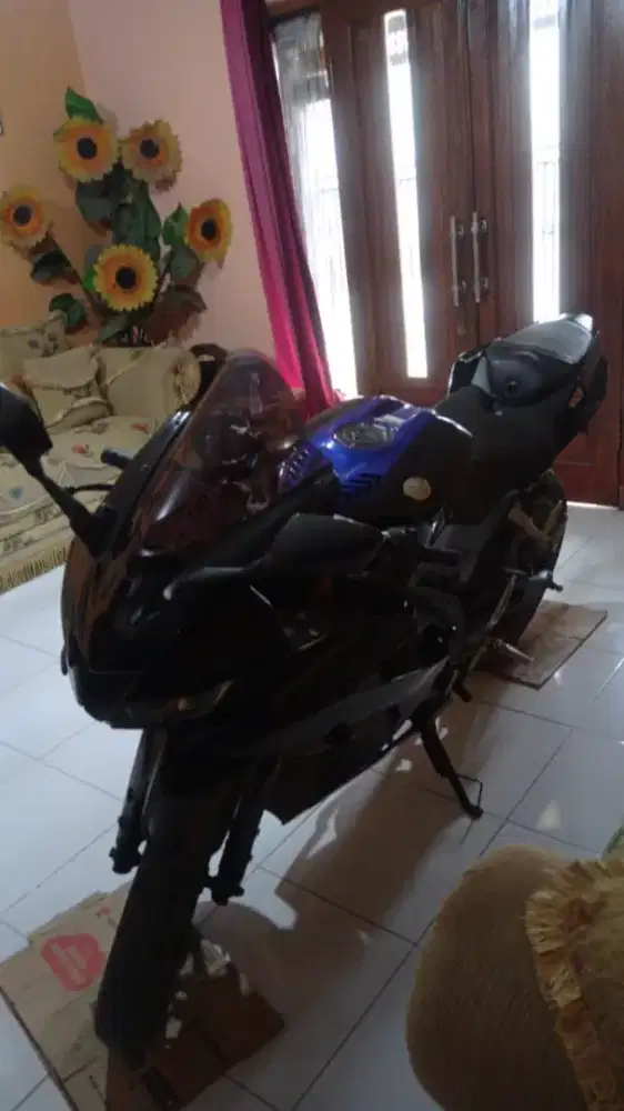 YAMAHAR15 2017 MULUSSS RAHAYUUU