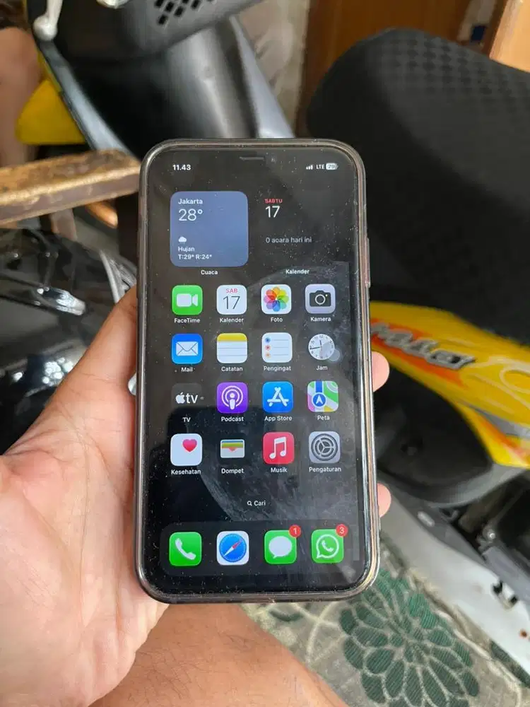 IPHONE XR 64 GB RED