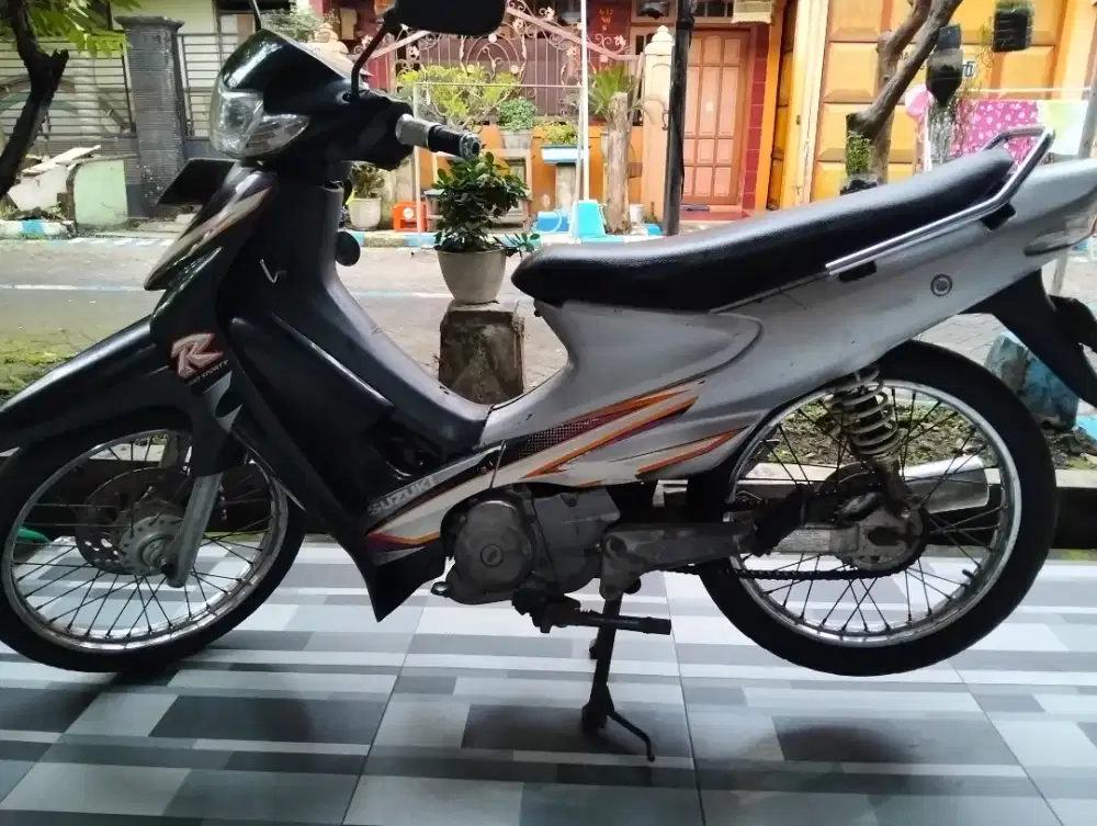Jual cepat Suzuki smash 2005 mesin ok double starter ok