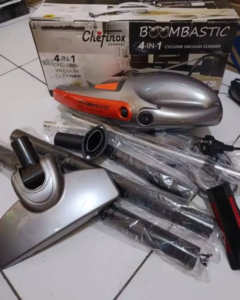 Vaccum cleaner 4 in one dan vaccum cleaner mobil total 2 set