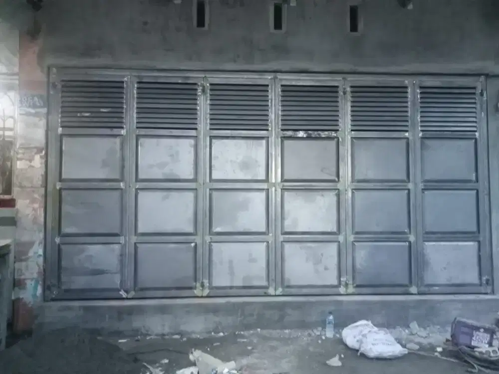 Tempahan pintu lipat