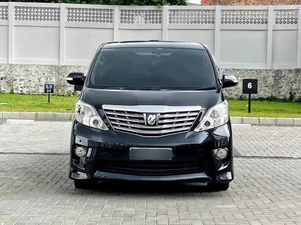 Toyota Alphard S SC Audiolees 2.4 AT 2011