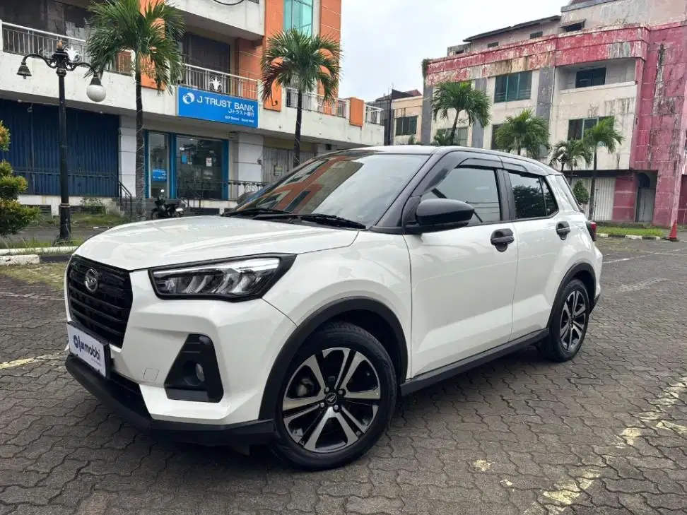 DP MURAH - Daihatsu Rocky 1.0 R ASA Bensin AT 2021 Putih