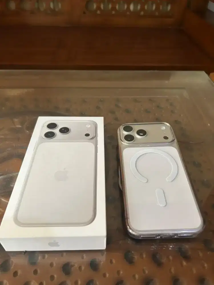 iPhone 17 Pro Max iBox Resmi — Like New | Garansi Aktif