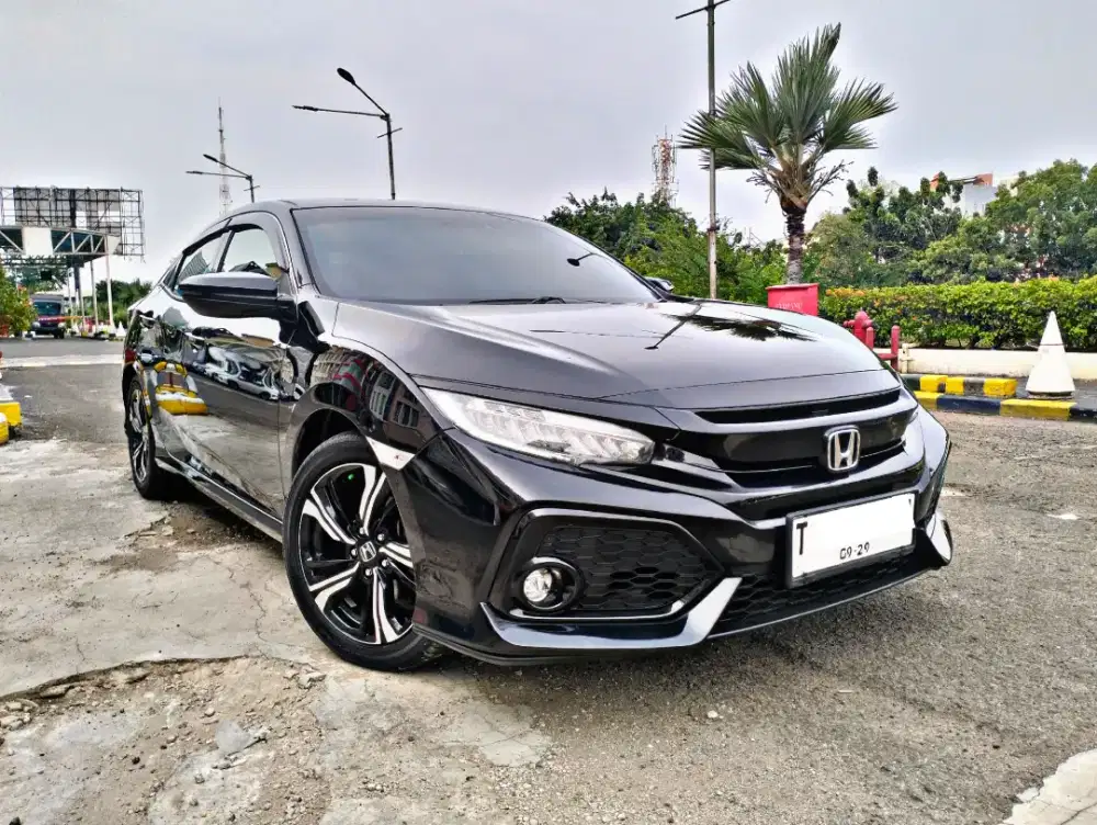 Honda Civic E Hatchback At 2019 Honda Civic E at 2020