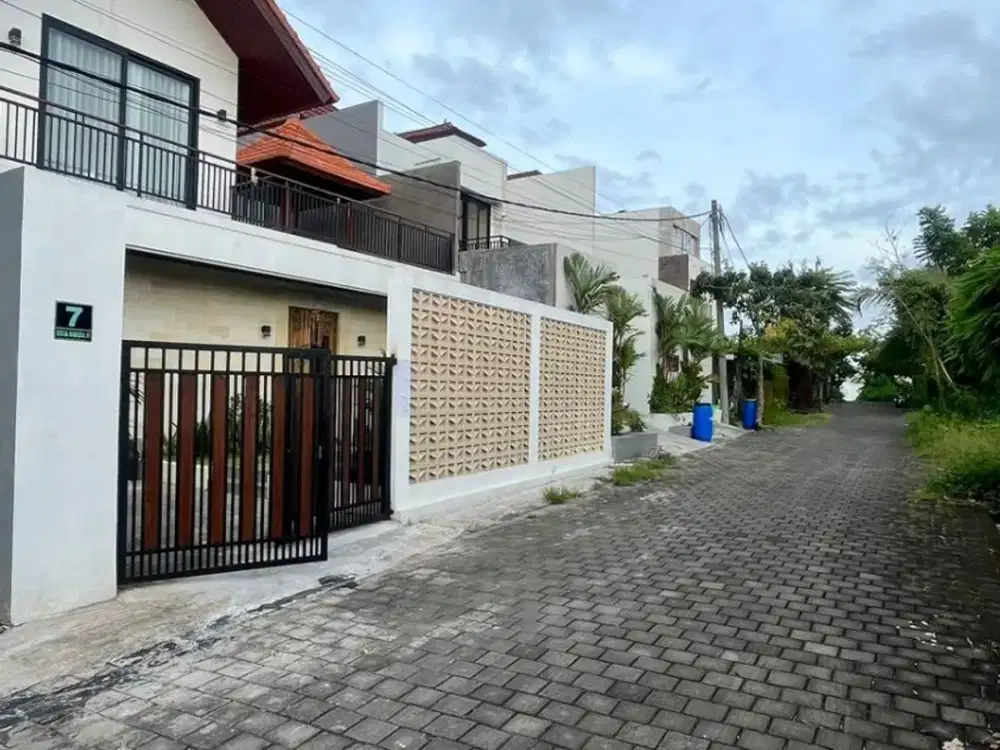 Brand New Villa 3 Beds di Tibubeneng Canggu