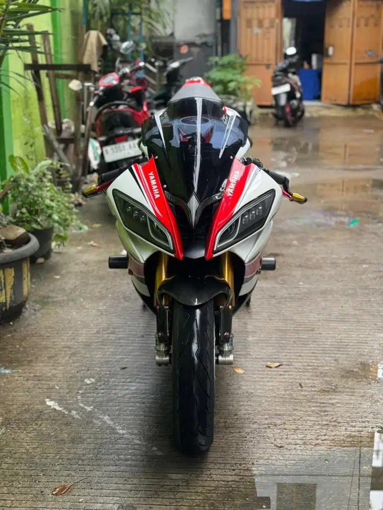 YAMAHA PUTIH R6 2013