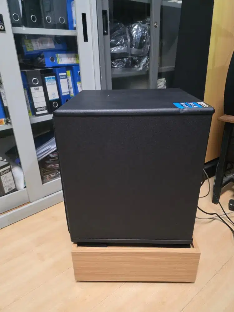 Subwoofer aktif JBL IRX 112 series