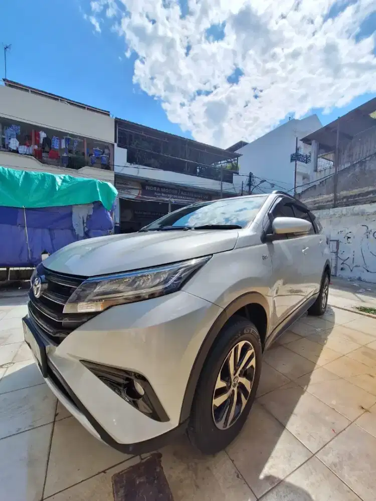 HUB IMA . DP 10 JUTA TOYOTA RUSH AT G 1.5 THN 2018 FULL ORI MULUS