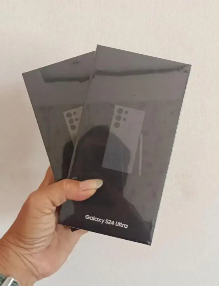Samsung S24 Ultra 12/256 new