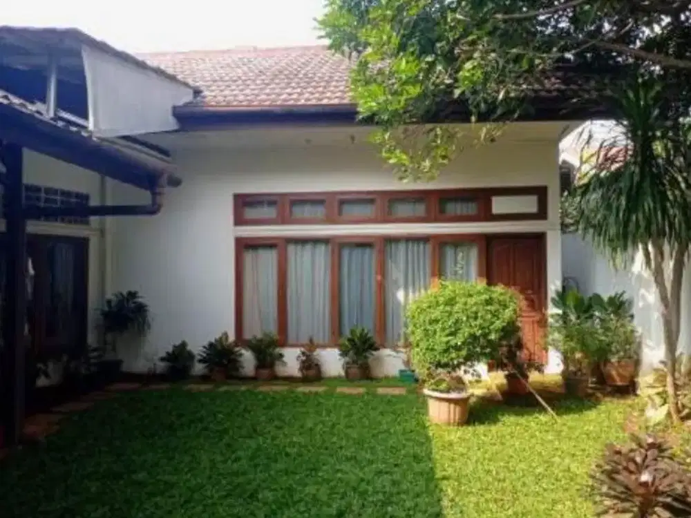 Rumah di Tembusan Batu Pejaten Timur, Hanya 5 Menit ke Stasiun KRL