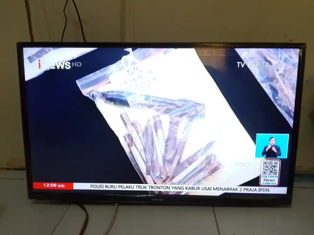 di jual Tv seperti Baru