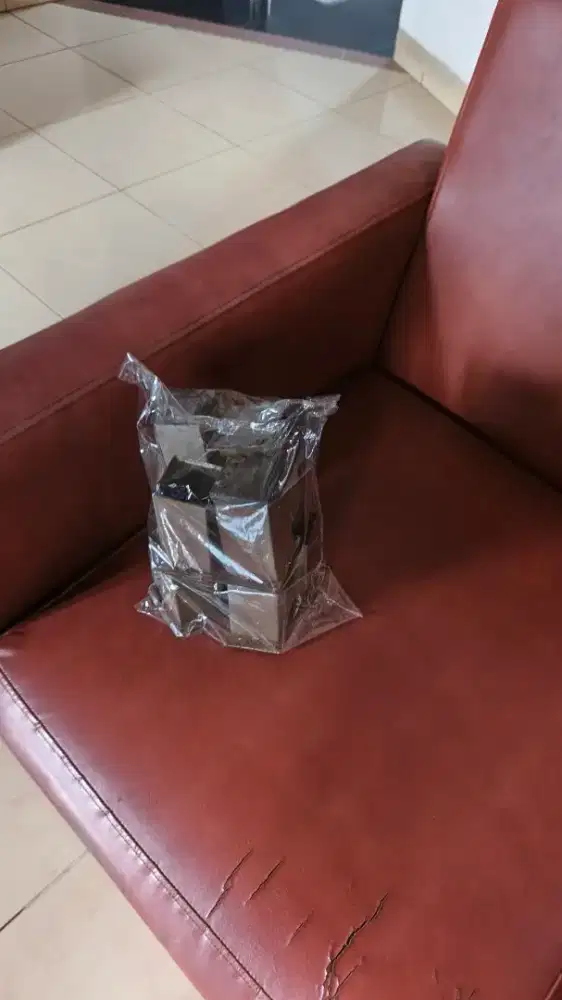 Sofa set kulit lembut coklat