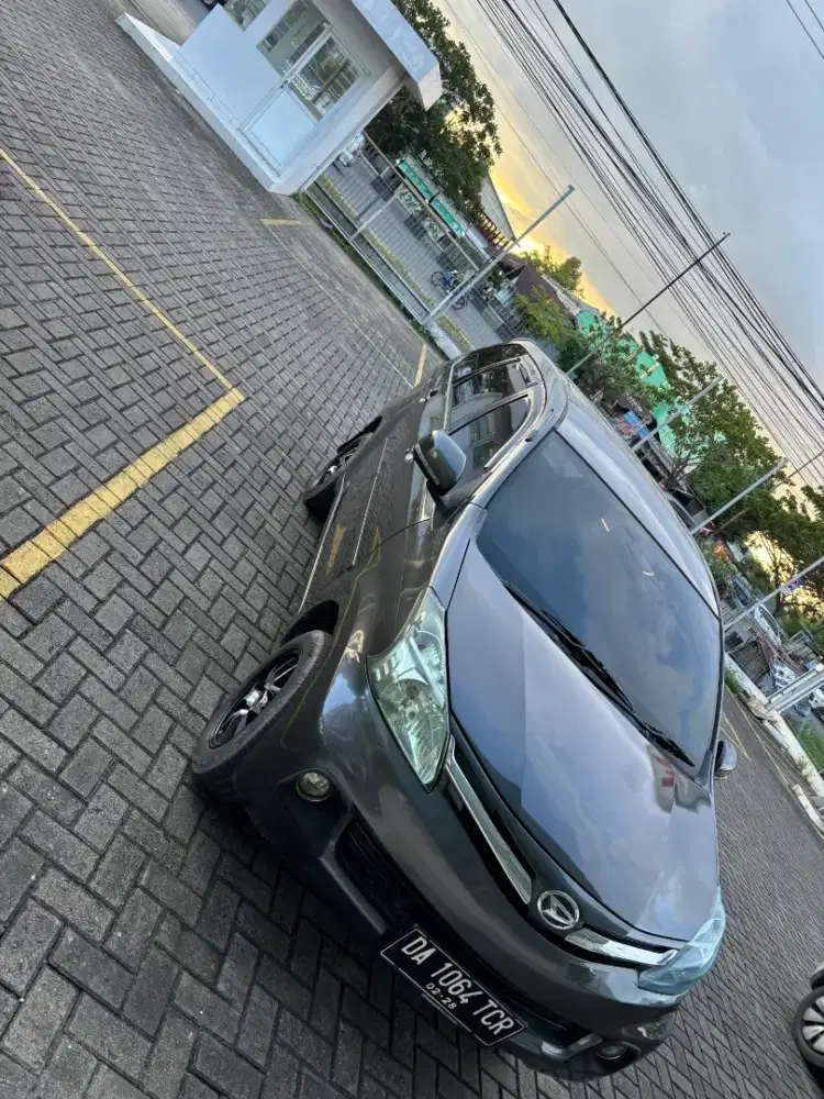 Xenia Automatic 2012