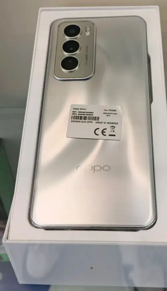 Oppo Reno 12 Ram 12/256