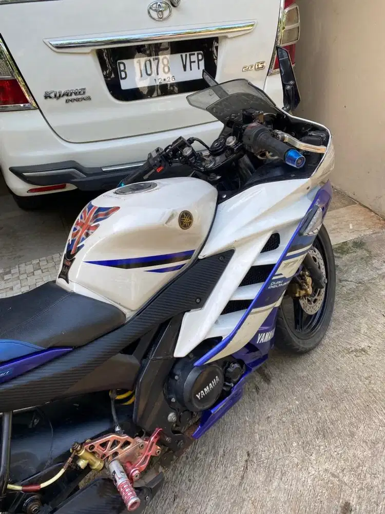 Bu jual aja motor r15 v2 2016