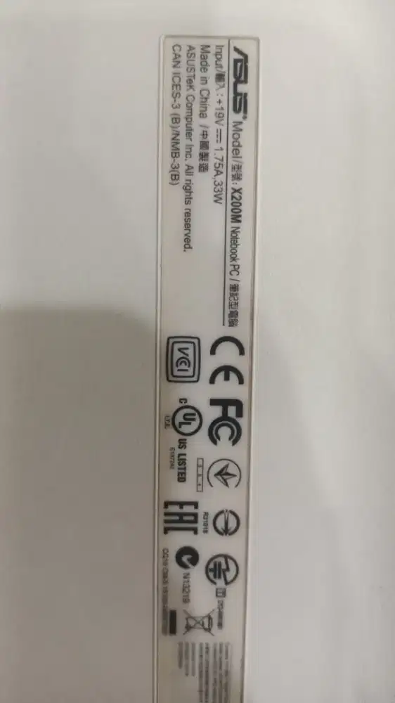 Lactop Asus X200M minus mati msh utuh semua nya unit aja