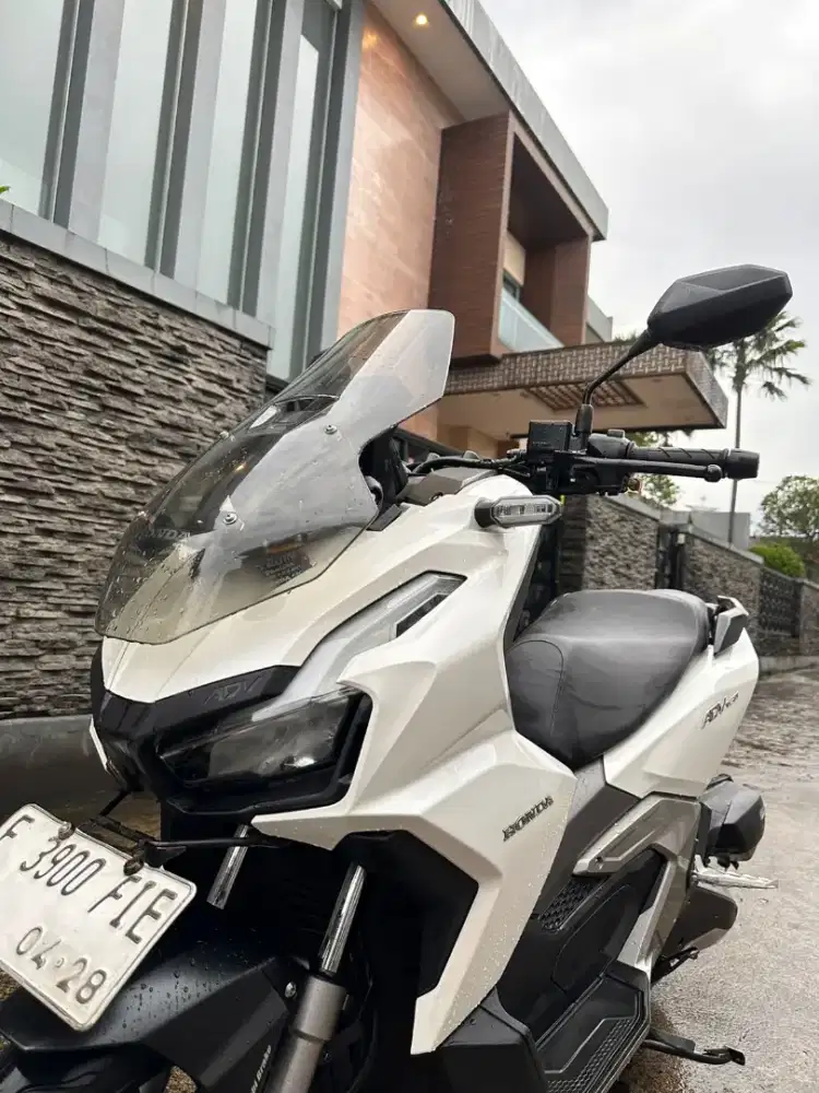 ADV 160 CBS KM 11 RIBU ASLI PUTIH