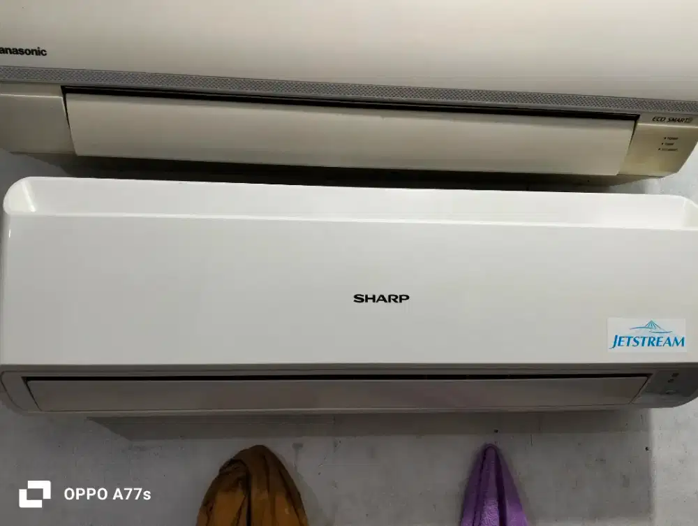 AC second 1/2 pk merek Sharp , mulus lowwat dan ori