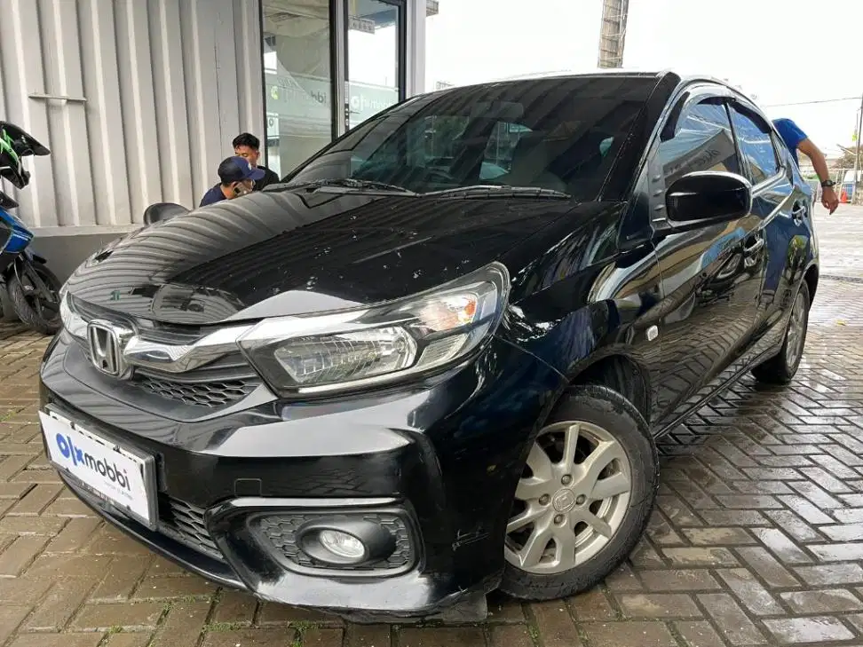 DP RENDAH - Honda Brio Satya 1.2 E Bensin-AT 2019 SAAE