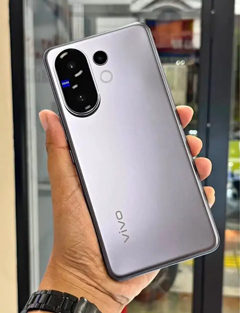 Vivo V60 5G,, camera ZEISS Thelephoto,, cicilan syarat KTP aja