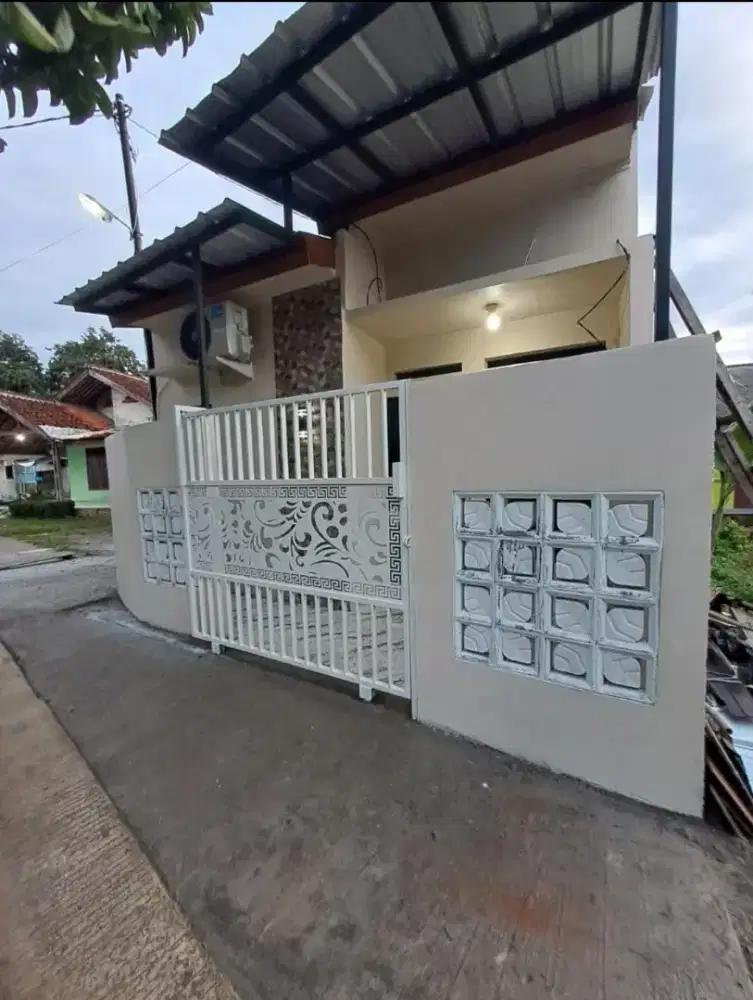 RUMAH MINIMALIS MODEL SANGAT MODERN