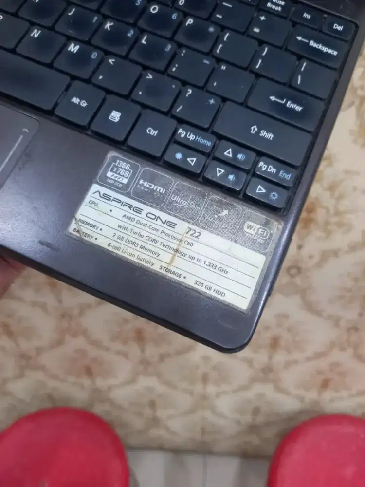 Lactop Aspire one 722-C6Ckk minus mati tp utuh semua nya lkp tanpa cas