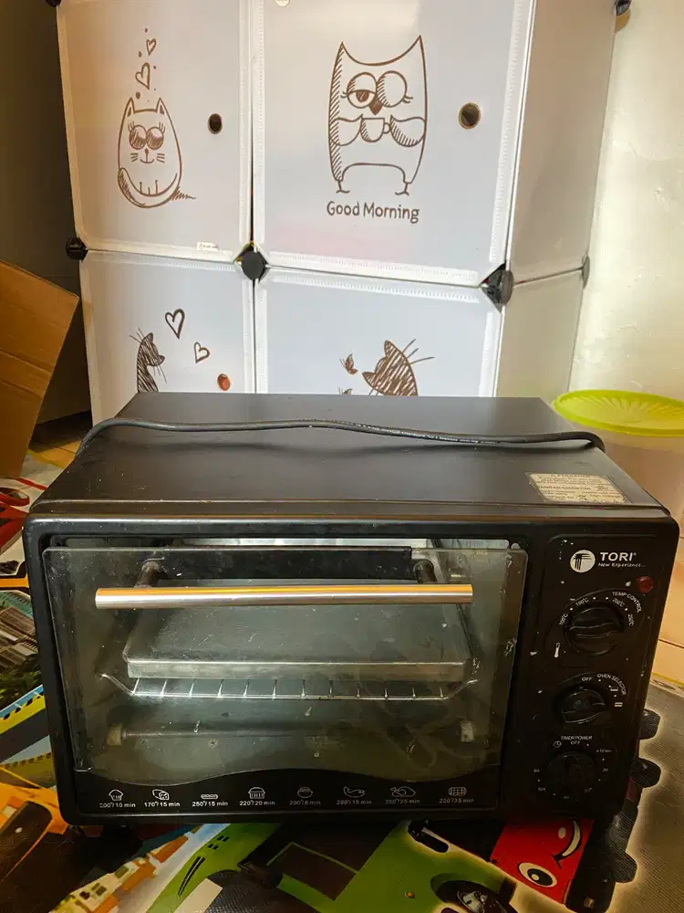 OVEN LISTRIK ( Merk TORI )