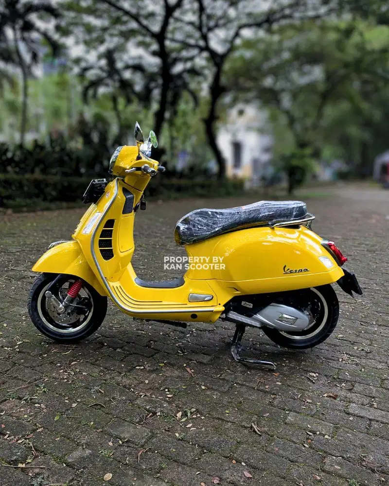JUAL MURAH VESPA GTS 150 IGET ABS 4V FACELIFT 2020 MULUS