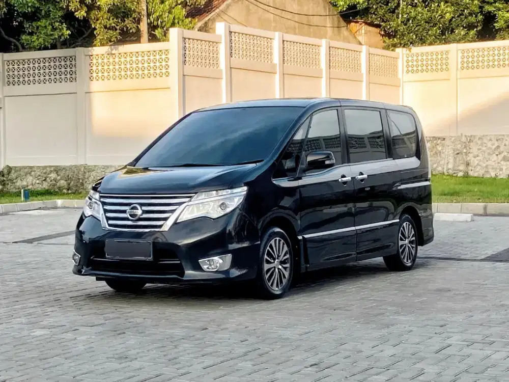 Nissan Serena Hws 2.0 AT 2016