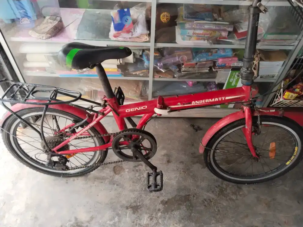 Sepeda lipat ring 20 genio