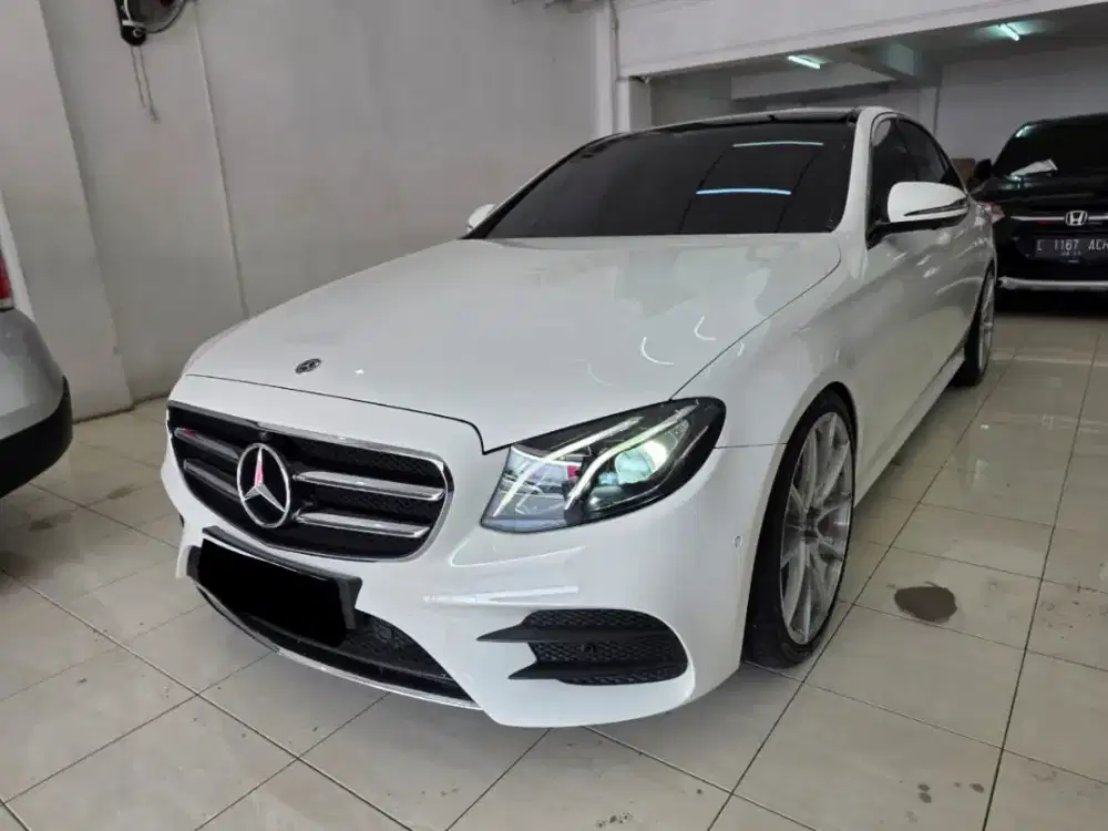 KM 29rb on going Mercy w213 E300 2018 AMG SUPER ANTIK MULUS ISTIMEWA
