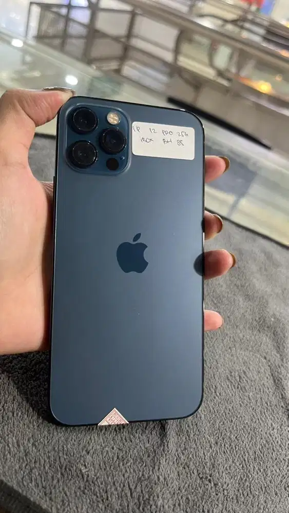 Ip 12pro 256gb bh85% IBox