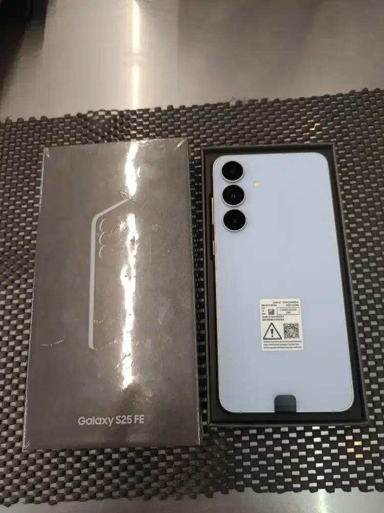 SAMSUNG S25 FE NEW SEGEL SEIN 8JUTAAN