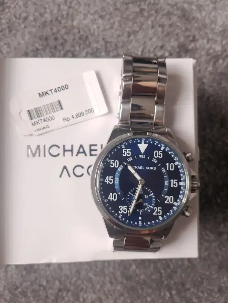 Jam Tangan Michael Kors MKT4000