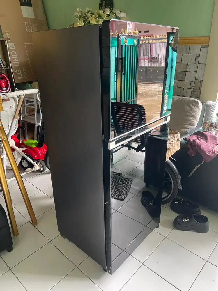 Jual KULKAS POLYTRON Inverter (NEGO)