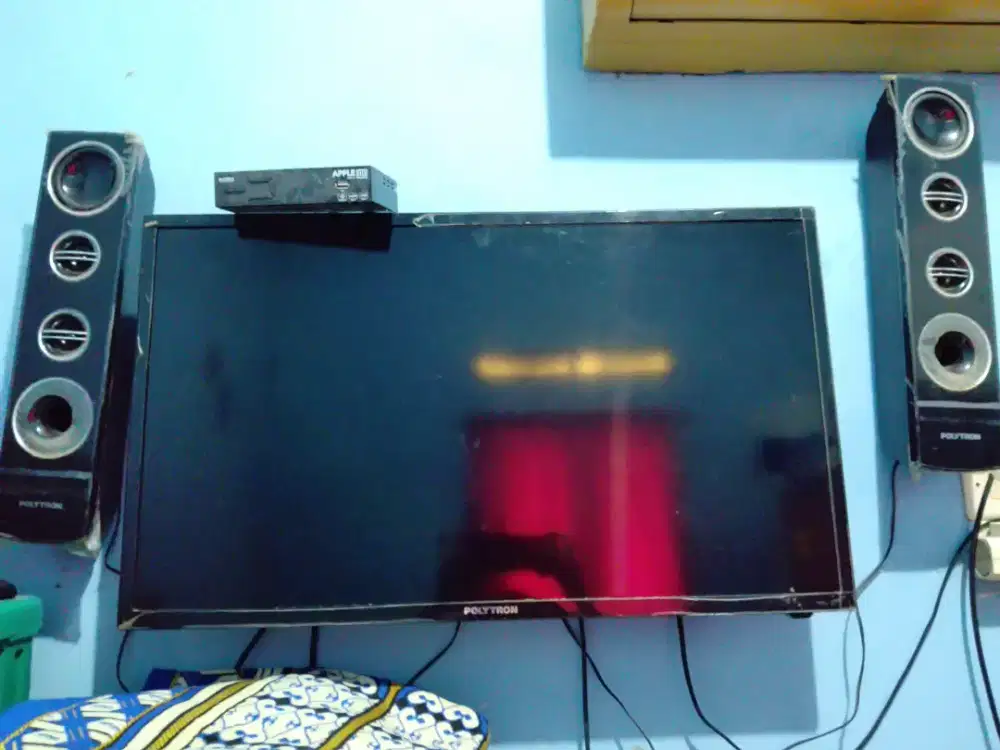 Tv polytron 32 inch second