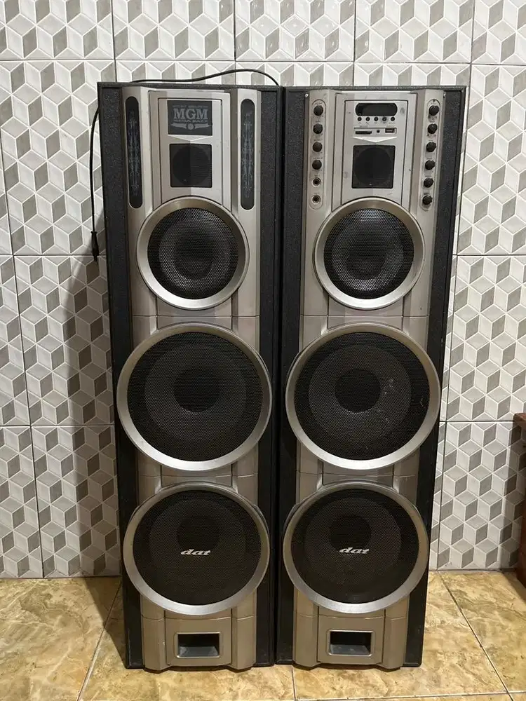 Speaker aktif DAT MGM 825