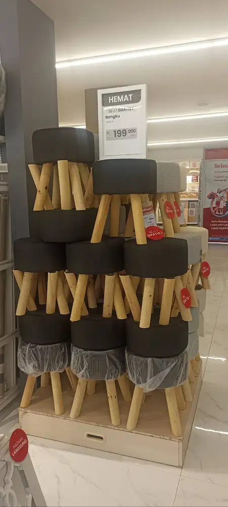 Bangku promo minimalis