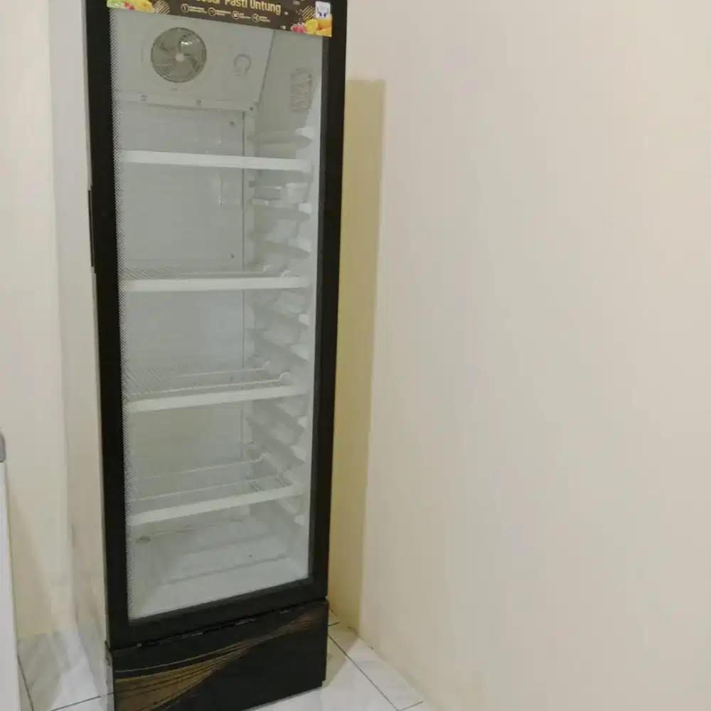 KULKAS MINUMAN DINGIN DRINK