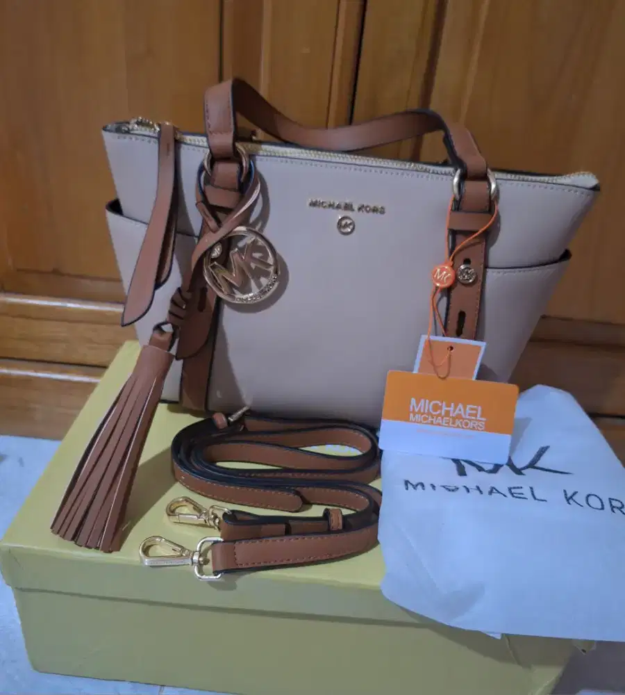 Tas Michael Kors (MK)