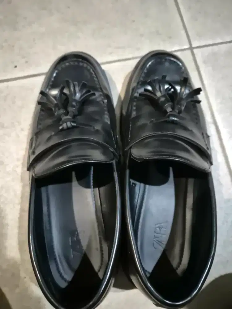 Sepatu Zara Loafers