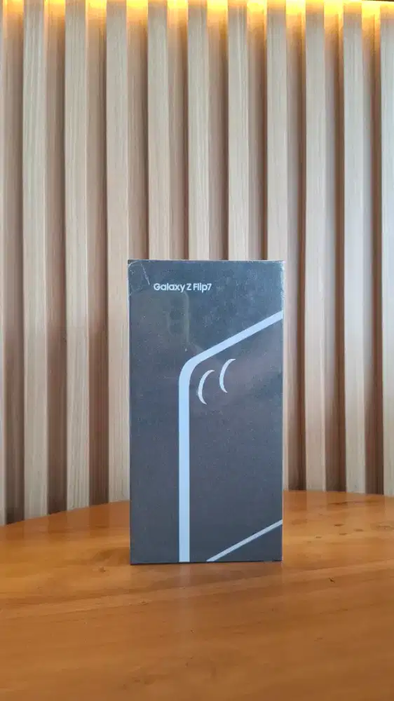 CASHBACK MURAH! SAMSUNG GALAXY ZFLIP 7 12/512 GARANSI SEIN 1 TAHUN
